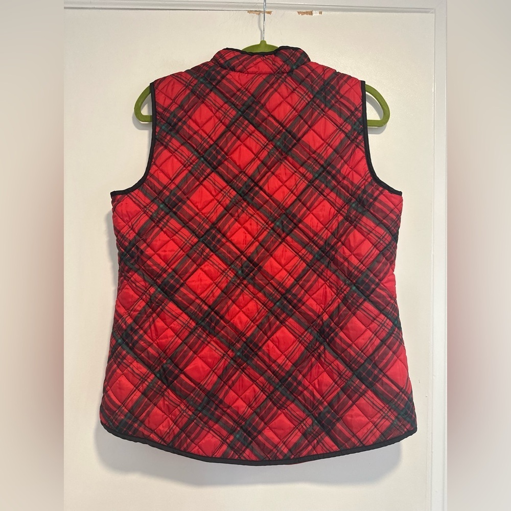 EUC Karen Scott Sport SzM Red black Tartan plaid quilted puffer Full Zip Vest - Picture 2 of 12